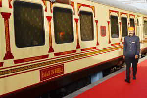 train de luxe en inde